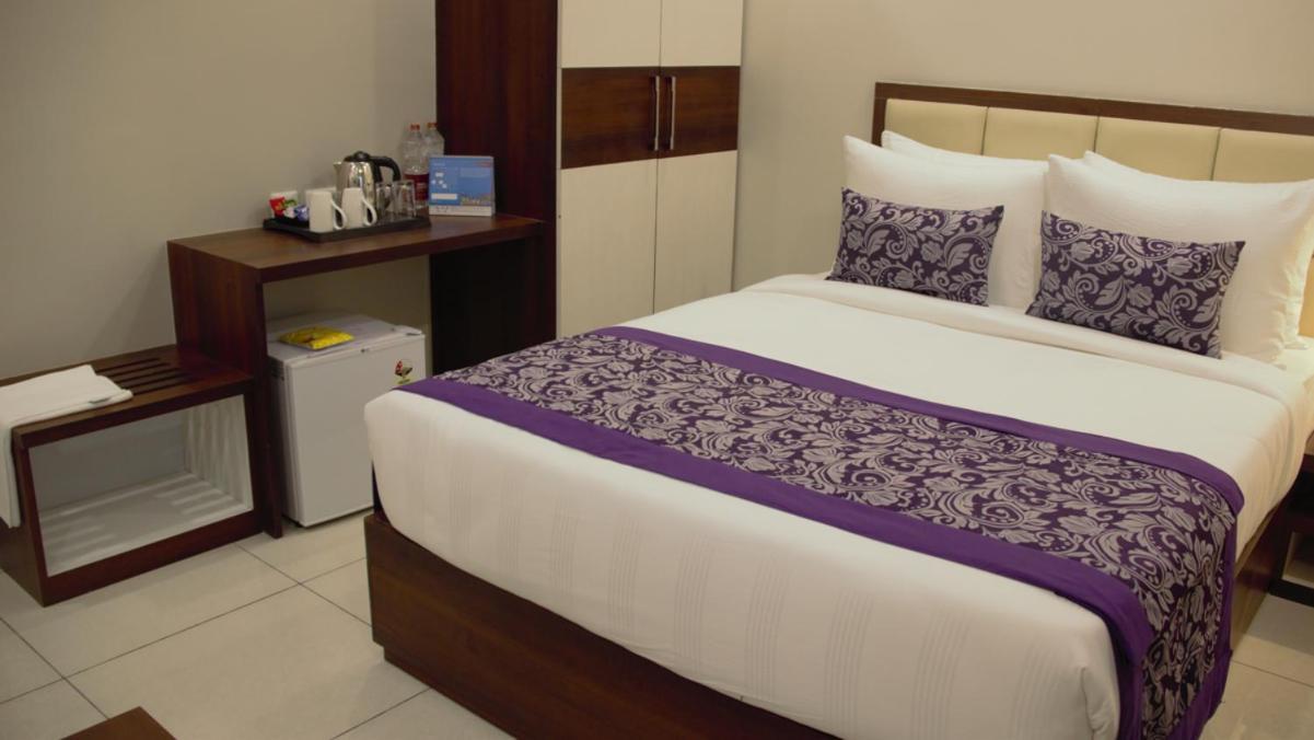 Pride Biznotel Canopus, Digha Digha  Extérieur photo