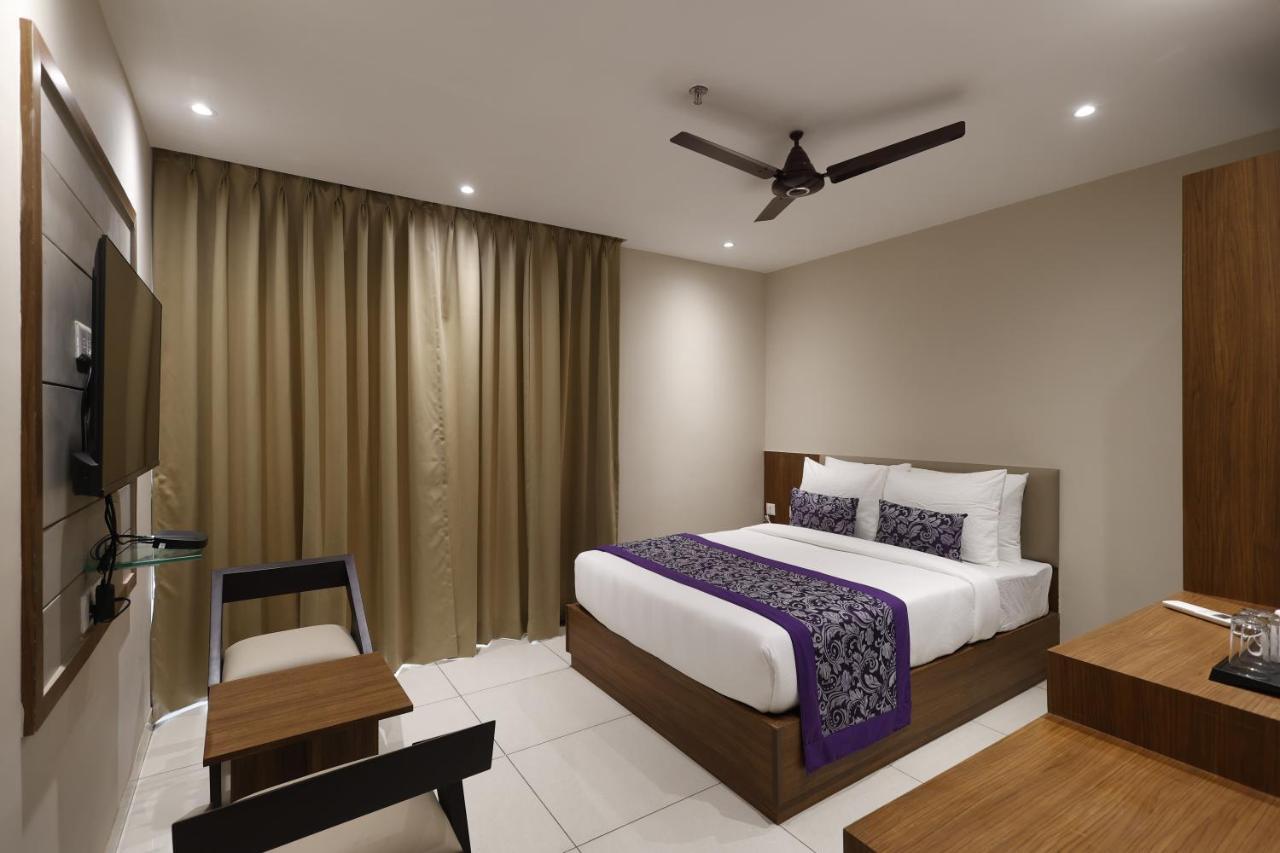 Pride Biznotel Canopus, Digha Digha  Extérieur photo